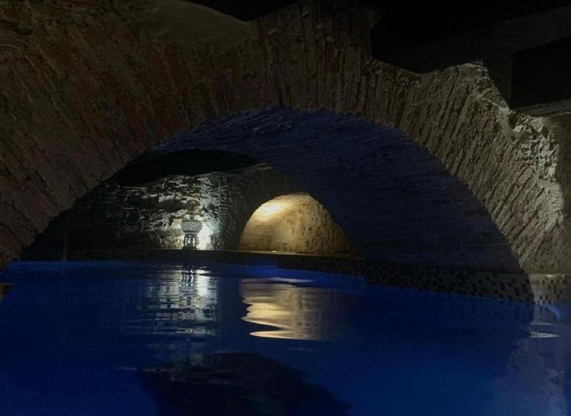 Palazzo Cherubini-Pools & Wellness Rossano Exterior photo