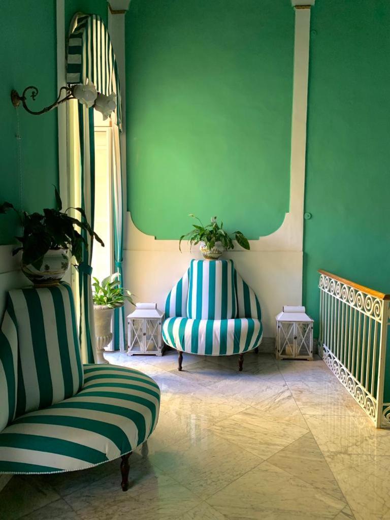 Palazzo Cherubini-Pools & Wellness Rossano Exterior photo