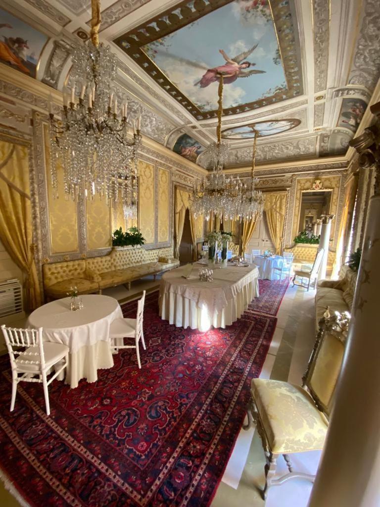 Palazzo Cherubini-Pools & Wellness Rossano Exterior photo